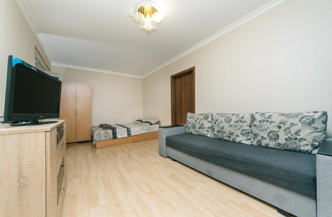 2К Уютная Квартира В Центре Печерска Kiew Exterior foto